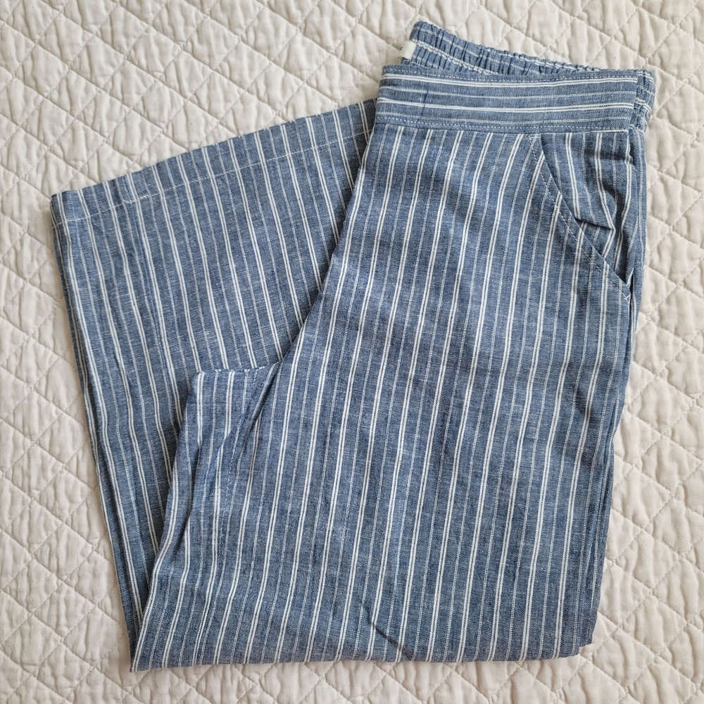 Max Studio Blue and White Striped Elastic Waist Pants
